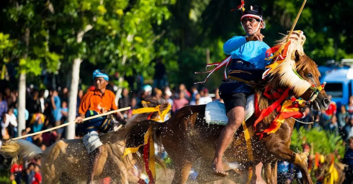 Tradisi Unik Di Indonesia Yang Masih Dilestarikan Hingga Kini