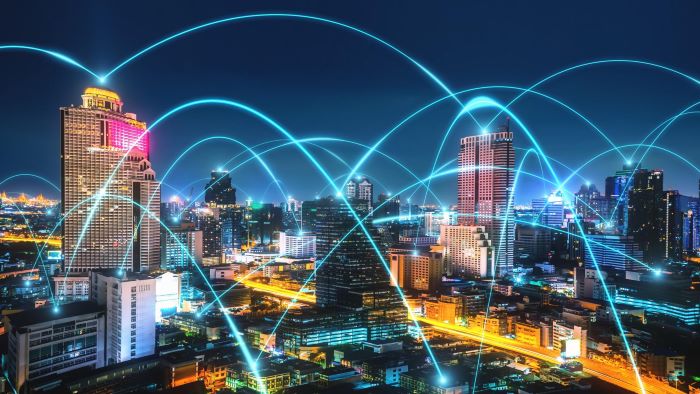 Internet Cepat Mendukung Pertumbuhan Berbagai Layanan Digital